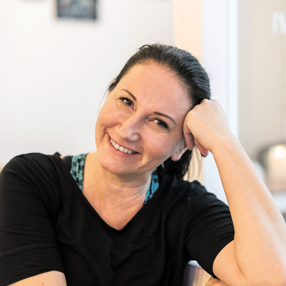 Anja Santoriello, Gründerin, Inhaberin und Leiterin des Studio 232 in Krefeld